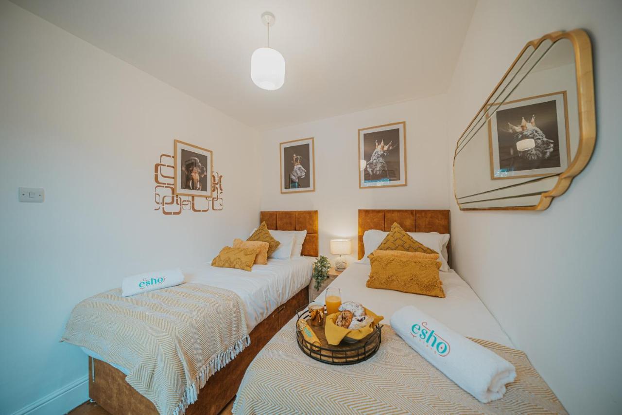 Cotswolds- Homely 2 Bed House With Garden, Wifi - Esho Stays Cirencester Exterior foto