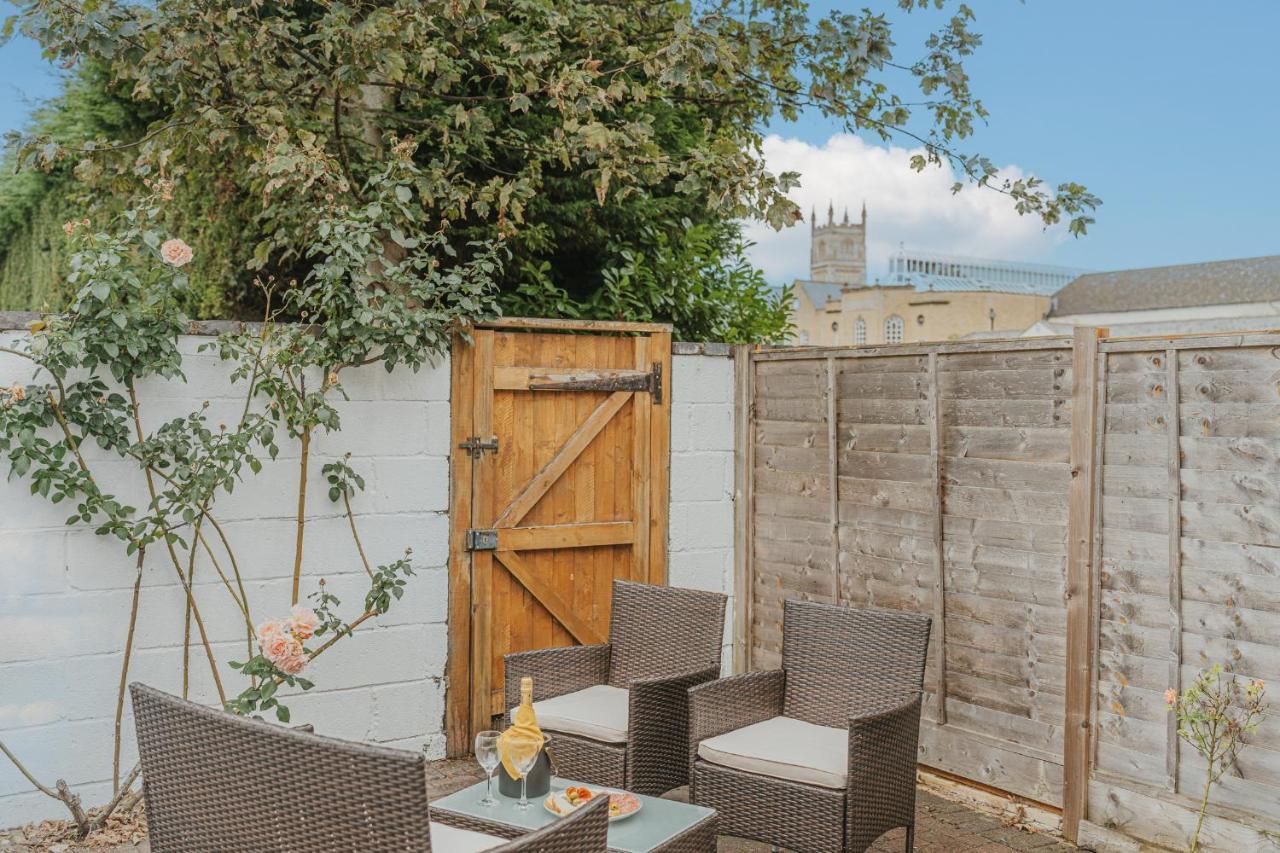 Cotswolds- Homely 2 Bed House With Garden, Wifi - Esho Stays Cirencester Exterior foto
